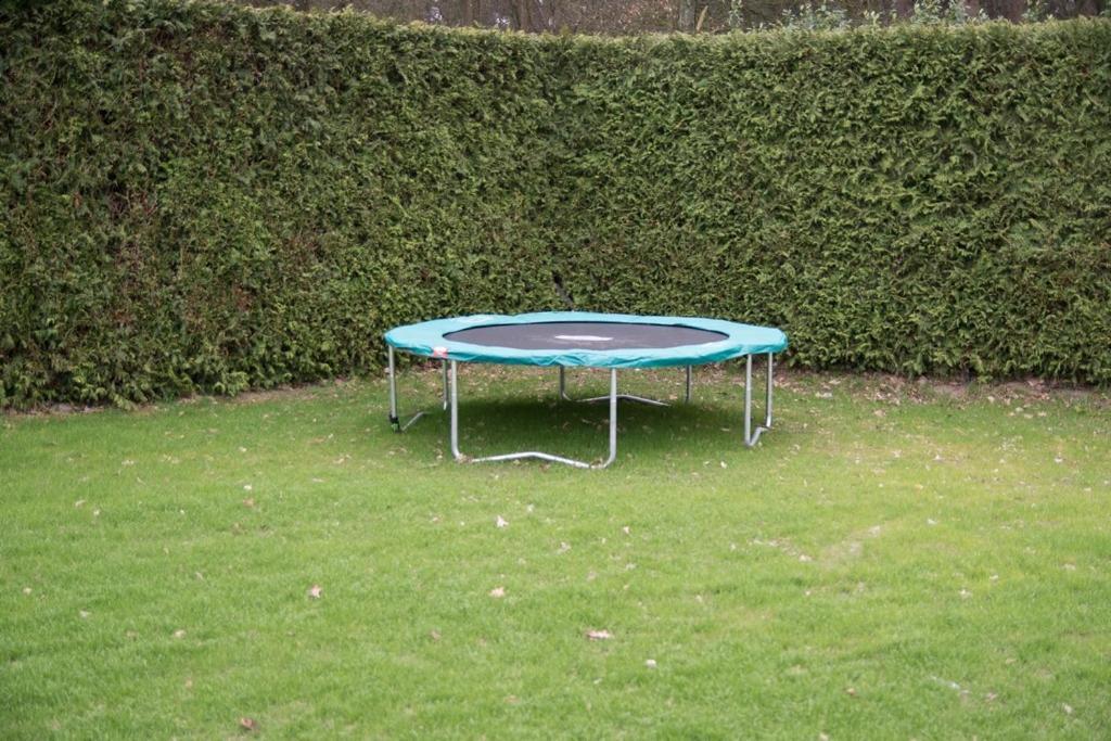 Groepsaccommodatie Kom In De Bedstee Sprookje Winterswijk Buitenkant foto