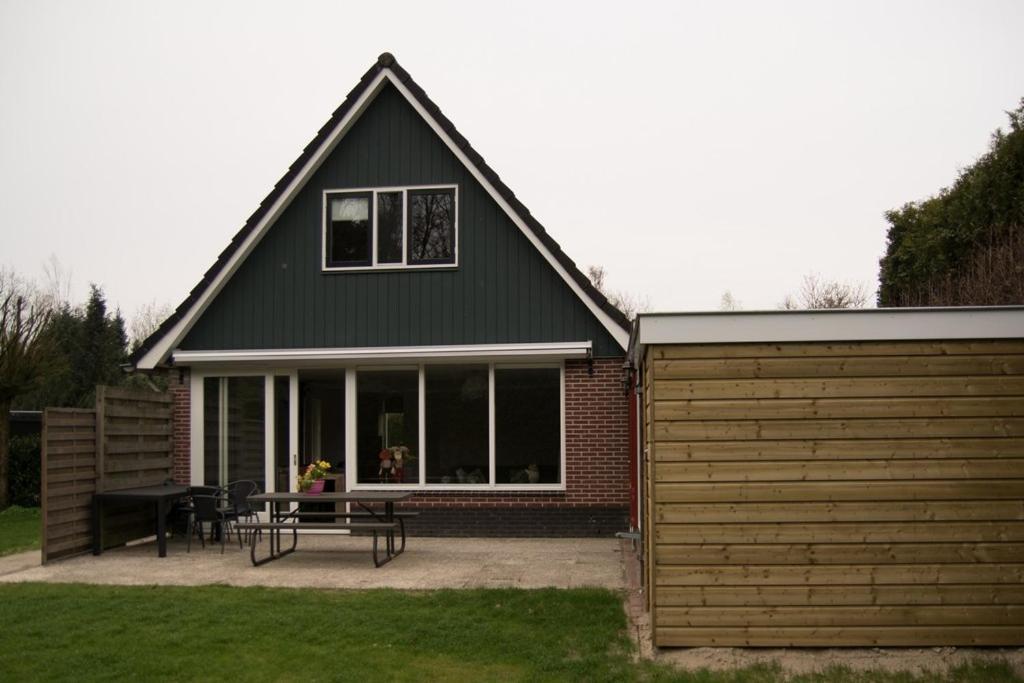 Groepsaccommodatie Kom In De Bedstee Sprookje Winterswijk Buitenkant foto