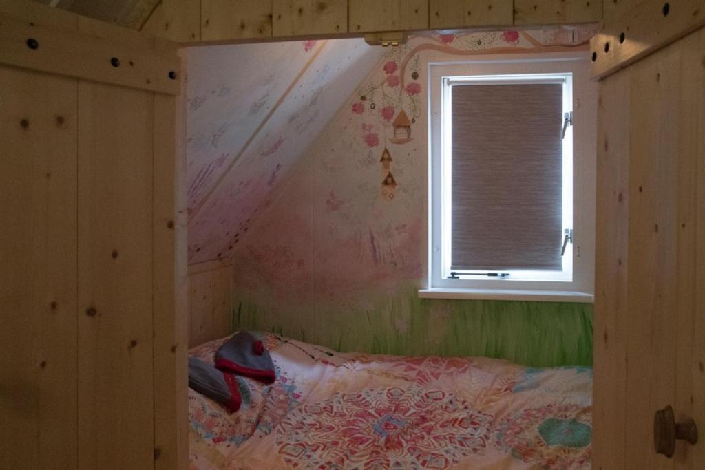 Groepsaccommodatie Kom In De Bedstee Sprookje Winterswijk Buitenkant foto
